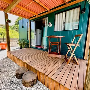 Casa Container Canarinho! , Sideropolis Brasil